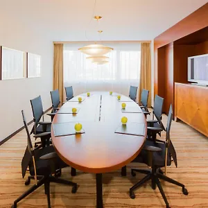 https://courtyard-duesseldorf-hafen.dortmundhotels.net