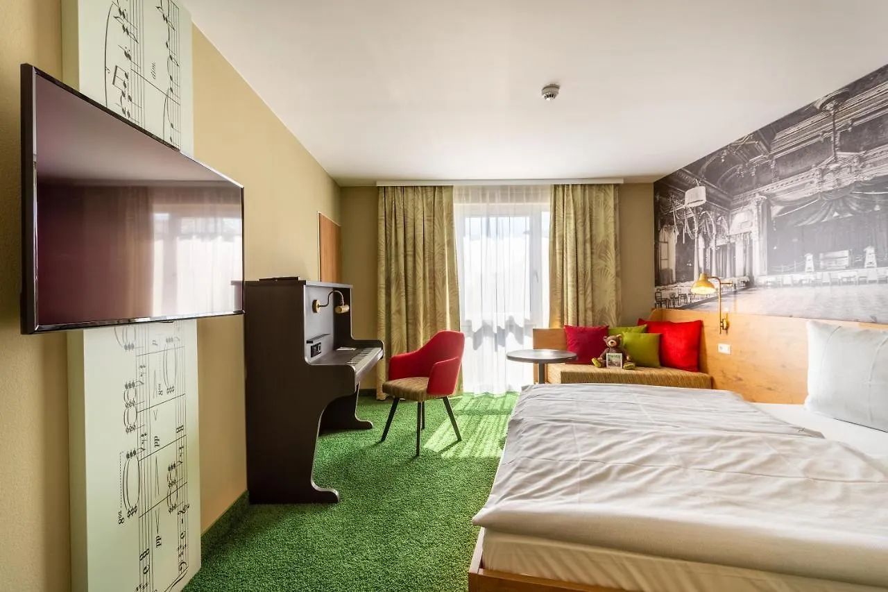 ****  Mightytwice Hotel דרזדן גרמניה