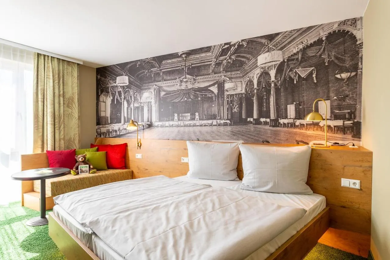 Mightytwice Hotel דרזדן